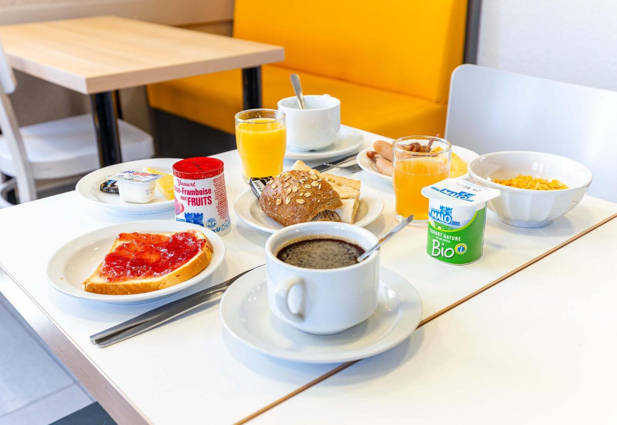 B&B Hotel Poitiers 1 Futuroscope Chasseneuil-du-Poitou Ngoại thất bức ảnh