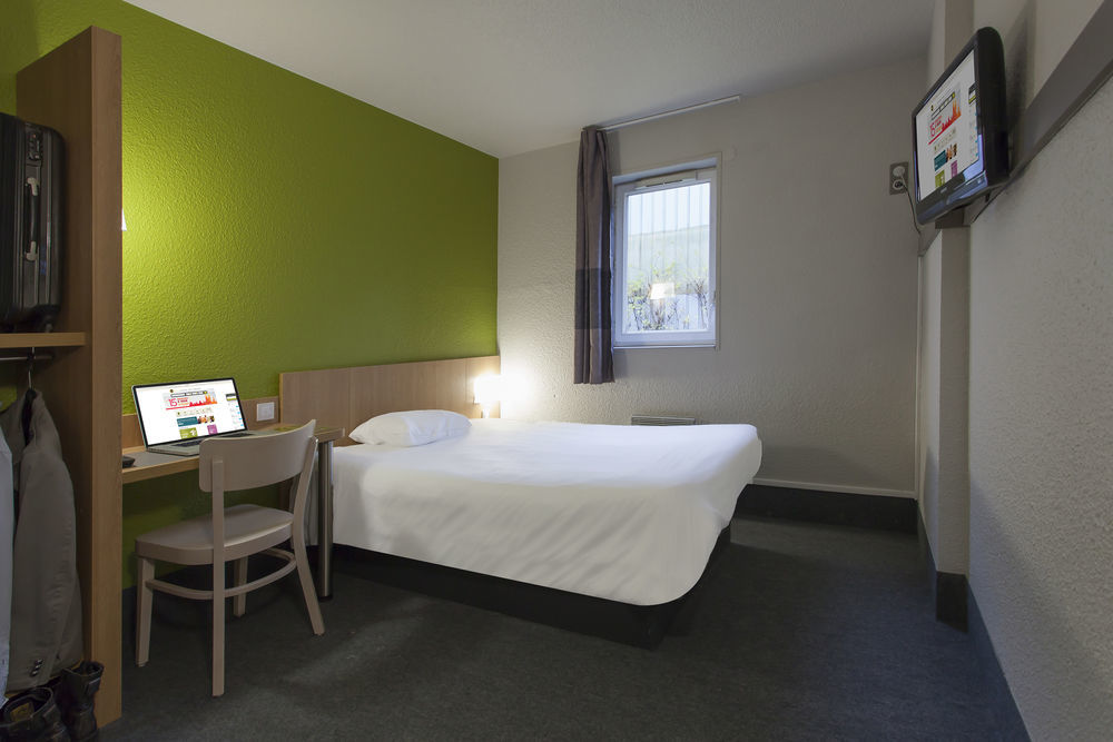 B&B Hotel Poitiers 1 Futuroscope Chasseneuil-du-Poitou Ngoại thất bức ảnh